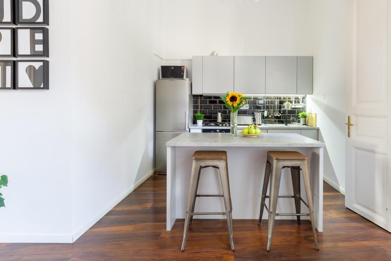 Red Dot One - New Unit In Heart Of Jewish Quarter Apartment Budapest Luaran gambar