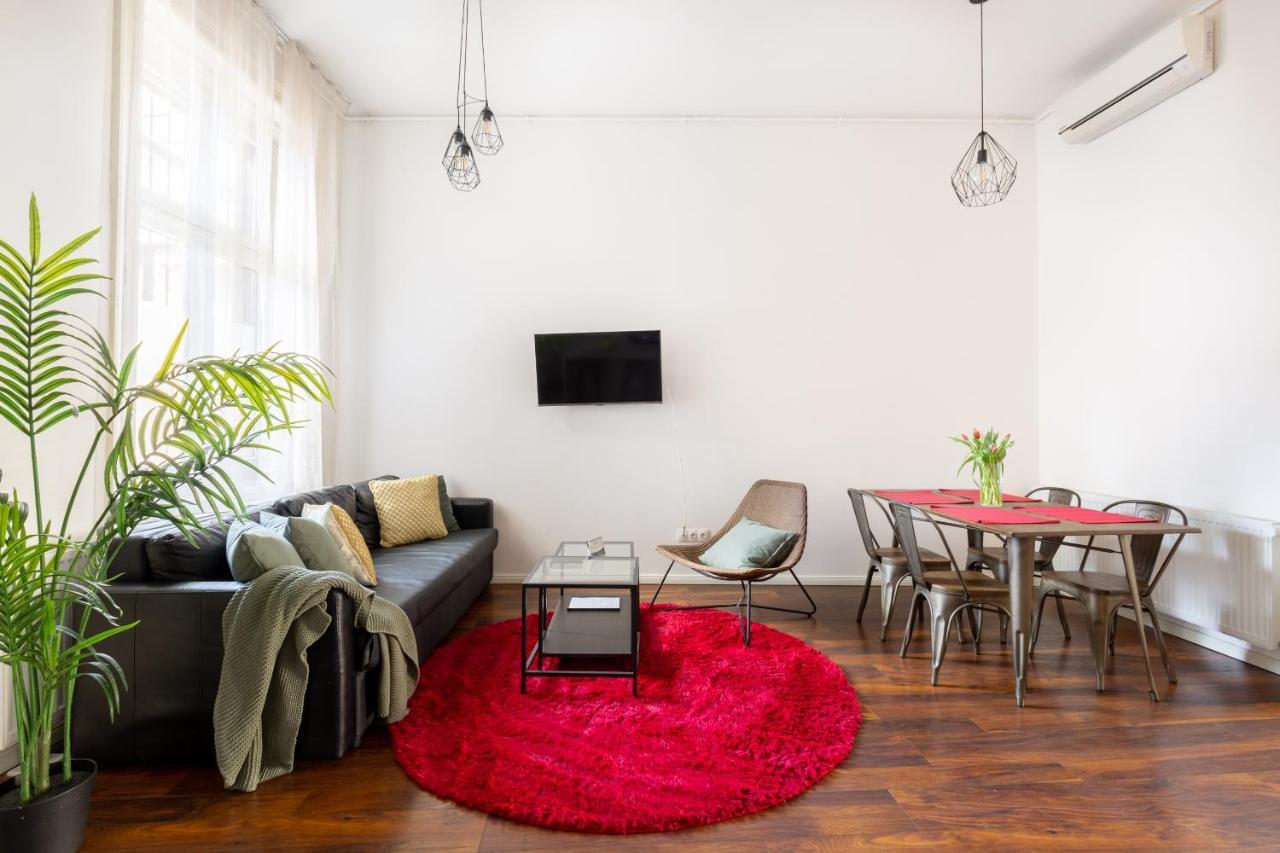 Red Dot One - New Unit In Heart Of Jewish Quarter Apartment Budapest Luaran gambar